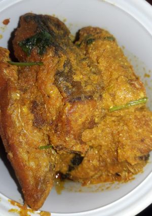 A picture of Fish curry.