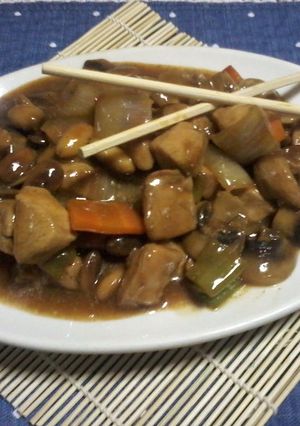 Foto principal de Pollo con Almendras (Tipo Chino)