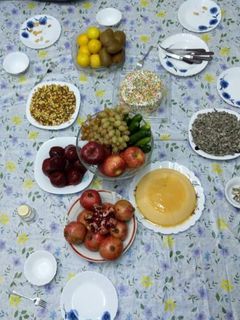 عکسی از دستور سفره شب یلدای مادرشوهر جان😁