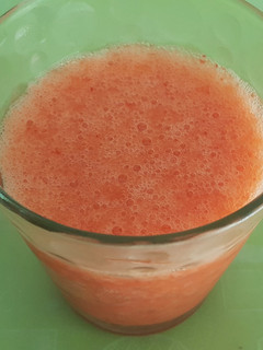 Una foto de Licuado de frutas con frutillas