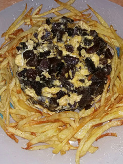 Una foto de Revuelto de morcilla