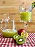 Jus de kiwi, pommes et citron