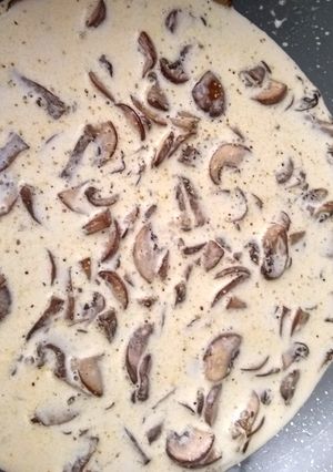 Una foto de Salsa de champiñones para carne