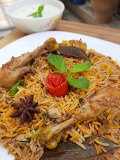 A picture of Hydrabadi Chicken Dum Biryani.