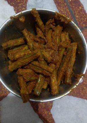 सहजन आलू (Sehzan aloo recipe in hindi) रेसिपी मुख्य फोटो