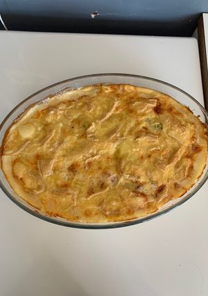 Une photo de Gratin de légumes à la béchamel gruyère râpé et fromage tartiflette