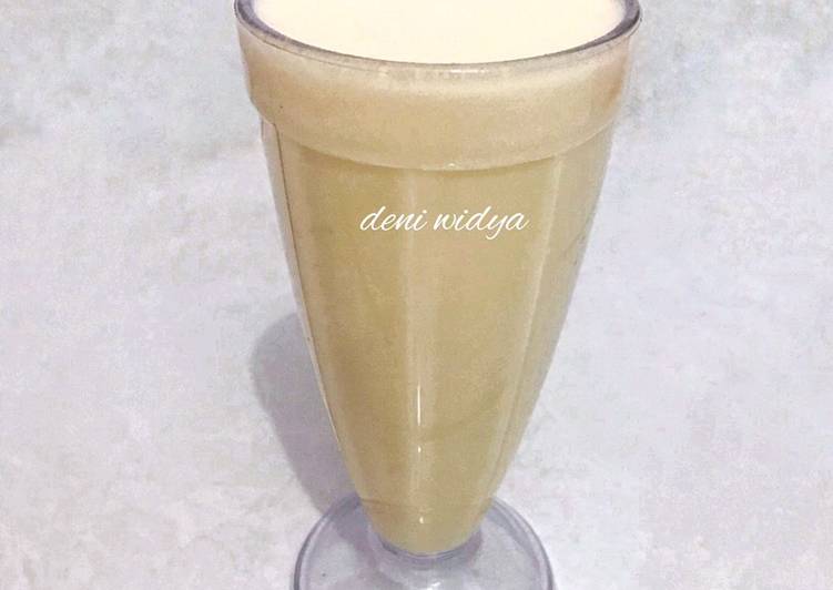 Resep Yellow Smoothie : Susu, Pisang, Nanas, Mangga, Lezat Sekali
