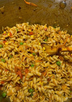 A picture of Macaroni.