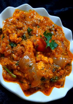 A picture of Paneer tikka masala.