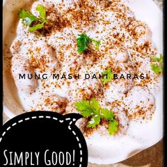 A picture of Mung Mash Dahi Bhallas!.