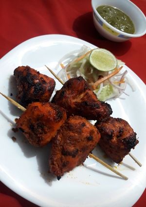 চিকেন তাওয়া কাবাব (chicken tawa kabab recipe in Bengali) রেসিপির প্রধান ছবি