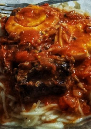 A picture of Spaghetti Egg Curry.