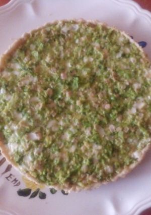 A picture of Broccoli, Cauliflower, and Cheese Pie.