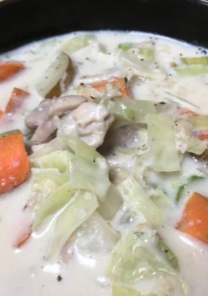 A picture of Cozy Cream Chicken & Potato Soup with Black Eyed Pea Flour.