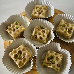 Nutri Til-Mungfali Barfi (Sesame & Peanut Fudge) A picture of Nutri Til-Mungfali Barfi (Sesame & Peanut Fudge).