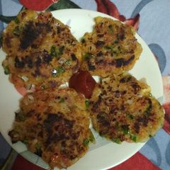A picture of Semolina tikki.