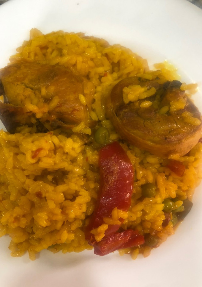 Una foto de Arroz con pollo campero