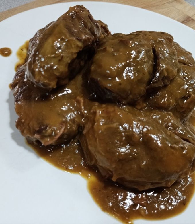 Foto principal de Carrilleras de Cerdo al Vino Tinto en Olla Exprés
