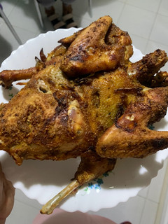 A picture of Grilled chicken (local).