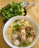 Bún sườn măng mọc