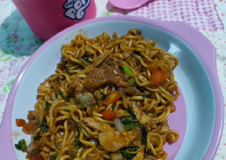 Langkah Mudah untuk Membuat Mie Goreng Saus Tiram Anti Gagal