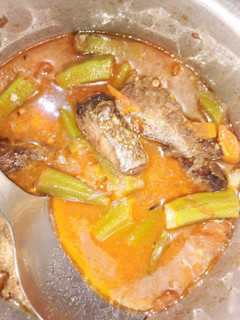 A picture of Dried fish stew with veggies.