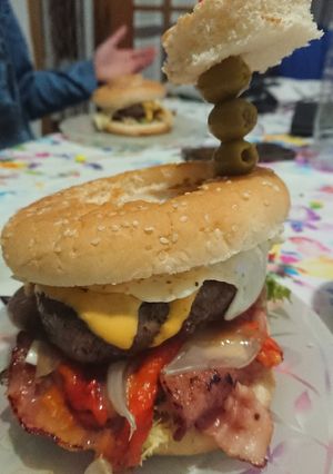 Una foto de Hamburguesa Imperial