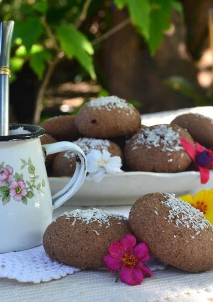 Una foto de Galletas integrales de banana y cacao🍌