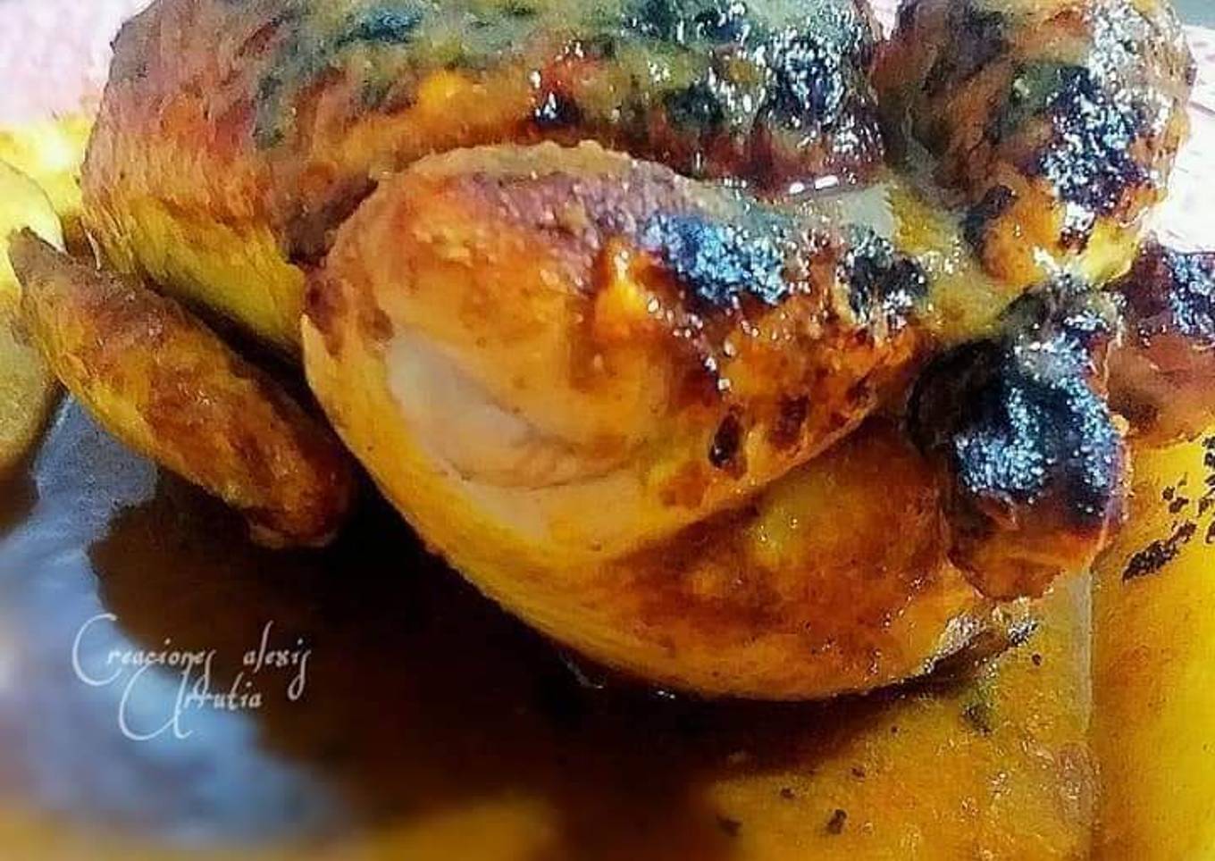 Pollo relleno de frutas pasas a la imperial al horno