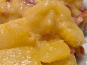 Une photo de lardons cheddar