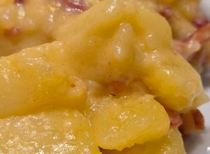 Une photo de Pommes de terre crémeuses lardons cheddar gratinées au Cookeo infnity