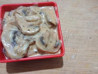 Mushroom pepper fry