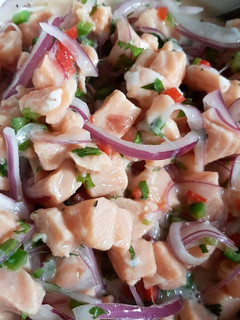 Una foto de Ceviche de salmón🐟