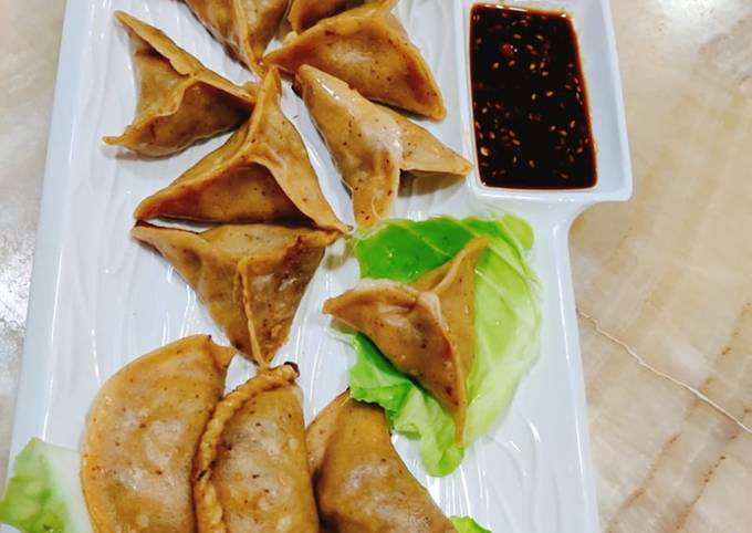 Momos/ Gyoza /Dumplings