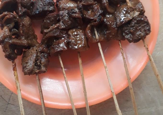 Sate ati ampela,telur puyuh