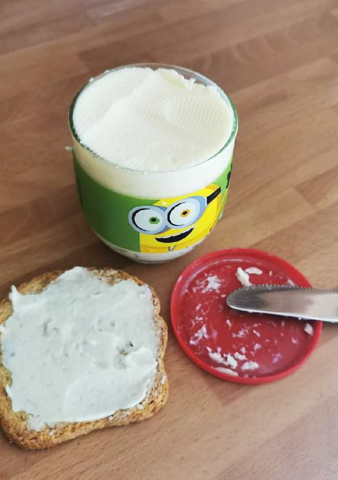 Una foto de Nata montada o Mantequilla casera