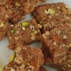 A picture of Sohan halwa without samnak.