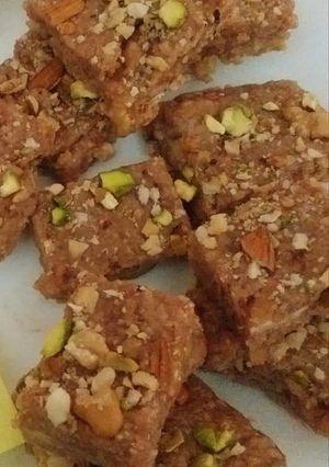 A picture of Sohan halwa without samnak.