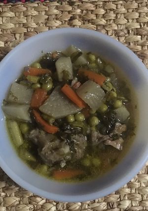 Una foto de Sopa primavera con caldo de huesos