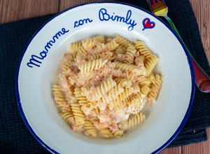 Foto di Pasta salmone e formaggio spalmabile