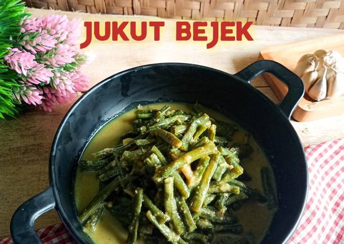 Jukut Bejek