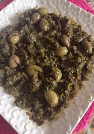 صورة لوصفة بقولة بالزيتون مسلالة - الخبيزة
