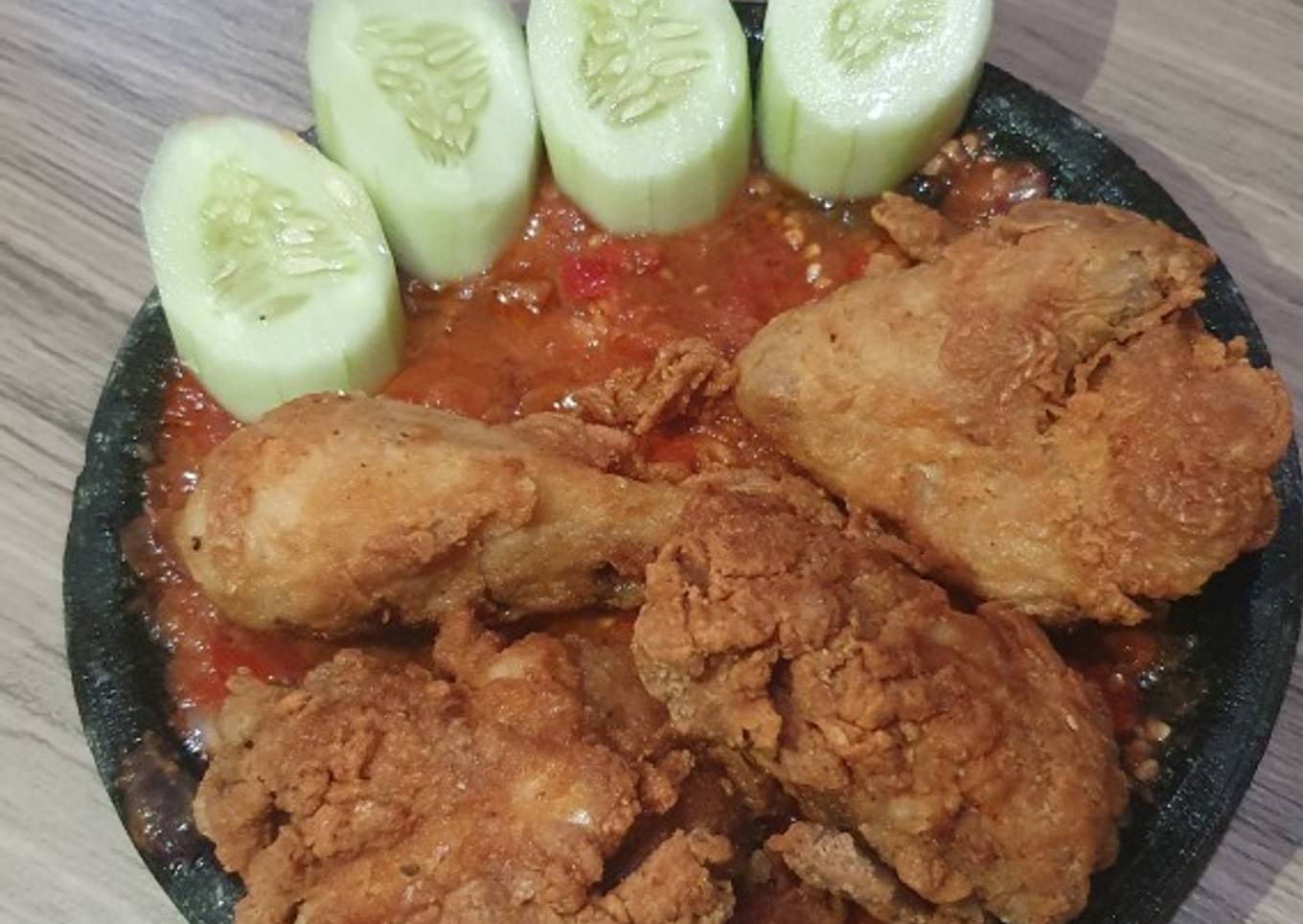 Ayam Goreng Tepung dan Sambal Terasi