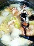 หัวปลาหม้อไฟผักกาดขาวเห็ดหอม