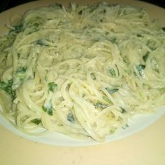 A picture of Pasta with yogurt.
