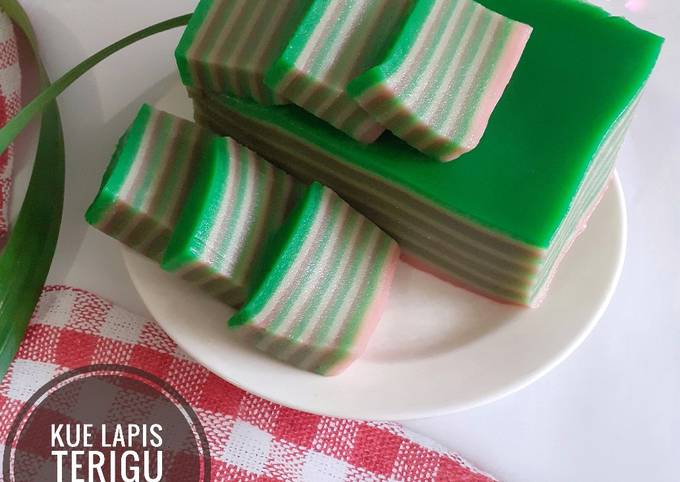 Anti Ribet, Bikin Kue lapis terigu Farah Quinn