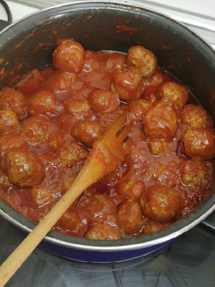 Una foto de Albóndigas en salsa de tomate