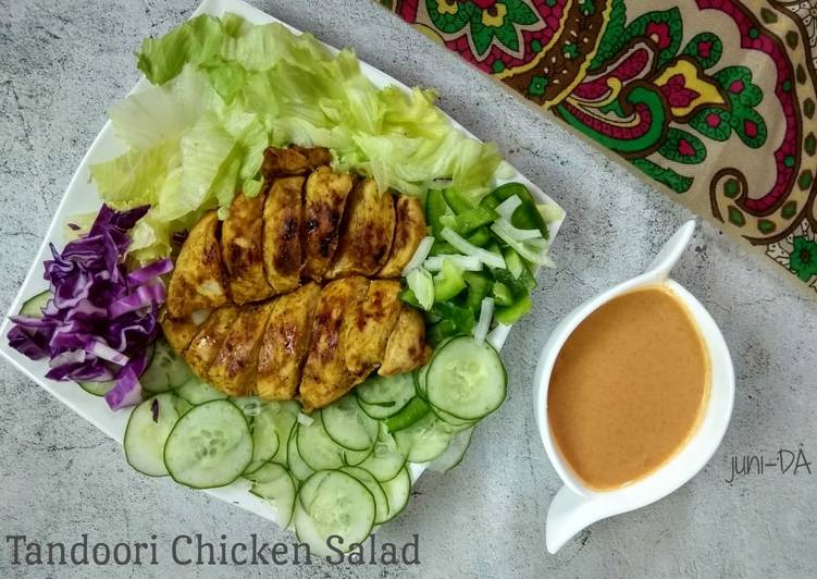 Cara Menyiapkan Tandoori Chicken Salad Enak