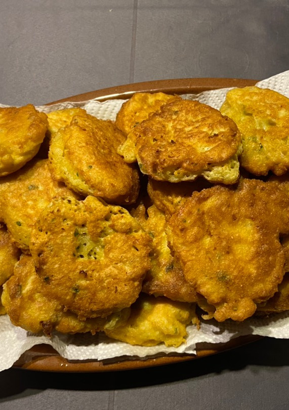 Una foto de Tortillitas de bacalao