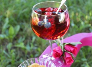 Une photo de Cocktail Marquisette aux fruits rouges